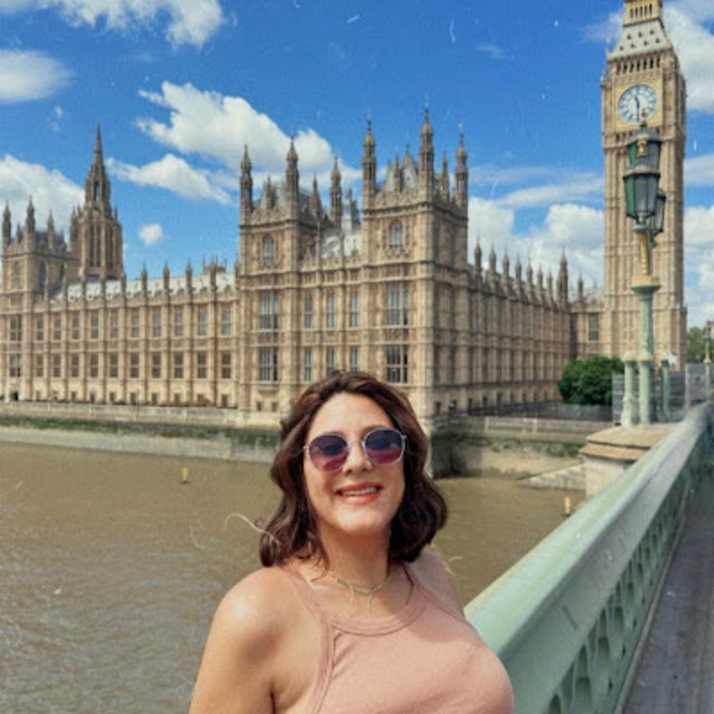 Meet your Posher, Andrea